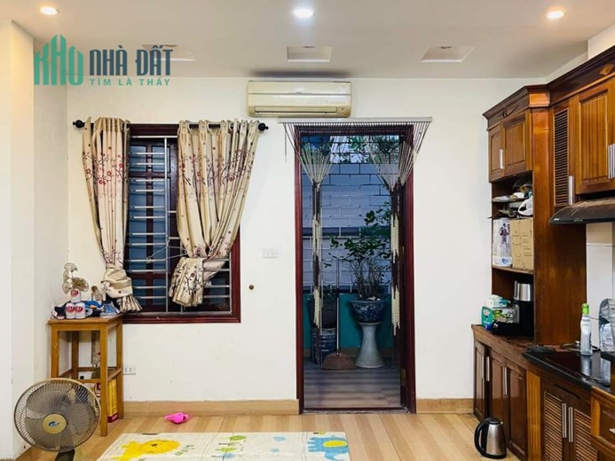 Bán nhà Cổ Nhuế Phạm Văn Đồng, mặt ngõ, dân xây, nhà rộng, giá tốt 50m3, 3,45 tỷ