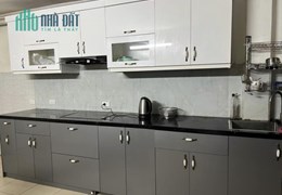 Cho thuê nhà nguyên căn Nguyễn Chí Thanh. 50m. 4 tầng. 5 ngủ. Đủ đồ. 15tr