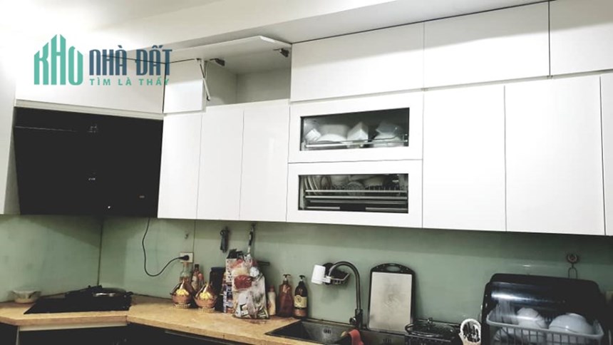 Bán căn nhà 81m2 phố Nghi Tàm, Tây Hồ Chủ tự xây 11 phòng ngủ 10m Ô tô dừng đỗ 8.1 Tỷ