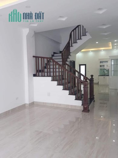 Bán căn nhà 85m2 phố Nghi Tàm, Tây Hồ Dòng tiền khủng 11 phòng Ngõ 2 Ô tô tránh 10m 8.3 Tỷ