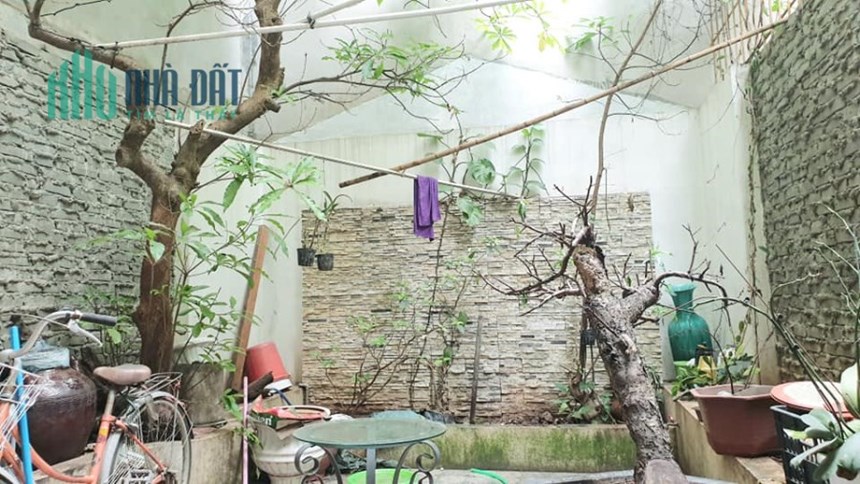 Bán nhà 85m2 phố Nghi Tàm, Tây Hồ Chủ tự xây 11 phòng Ngõ 2 Ô tô tránh 10m 8.1 Tỷ