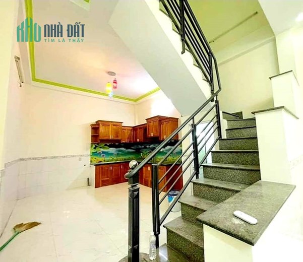 Nhà Bình Trị Đông, Chiến Lược, Bình Tân. 4x12 x 2 Tầng, 3 Phòng Ngủ.  Giá Chỉ 3 Tỷ