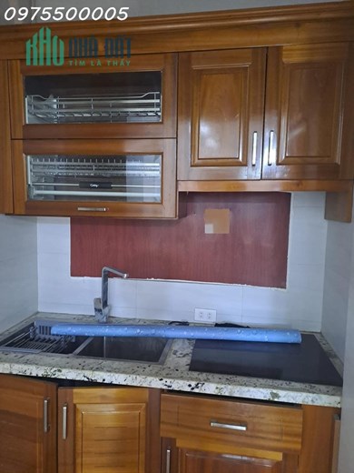 Cho thuê nhà Đội Cấn, Ba Đình 40m2, 5T, MT4m, Ô TÔ, VỈA HÈ, KINH DOANH.