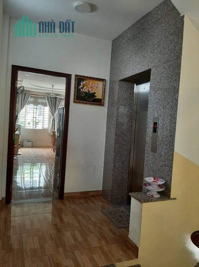 Bán nhà HXH hạ chào 1.8 tỷ Lê Văn Huân, P13, Tân Bình, 84m2, 5 tầng, thang máy.