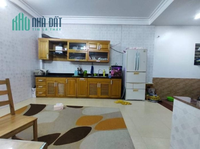 Bán nhà phố Bạch Đằng gần ô tô tặng nội thất  43m 5 tầng MT 4.5m Chỉ 2,7 tỷ.