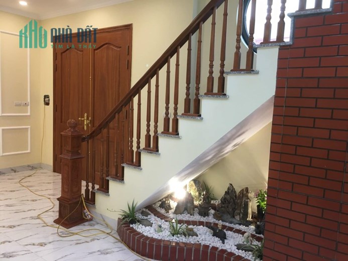 BÁN GẤP NHÀ ĐẸP DÂN XÂY LƯU XÁ ĐỨC GIANG NGÕ NÔNG RỘNG RẺ 43M 2.1 TỶ
