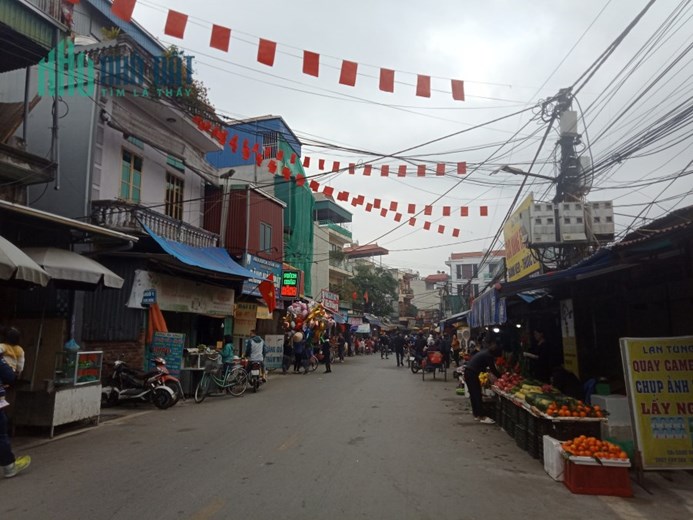 Rẻ - Đẹp! chỉ 27.5tr/m2, Mặt Đường Trục OTO, KD, Bán Đất Tam Hưng, Lh:0977690119