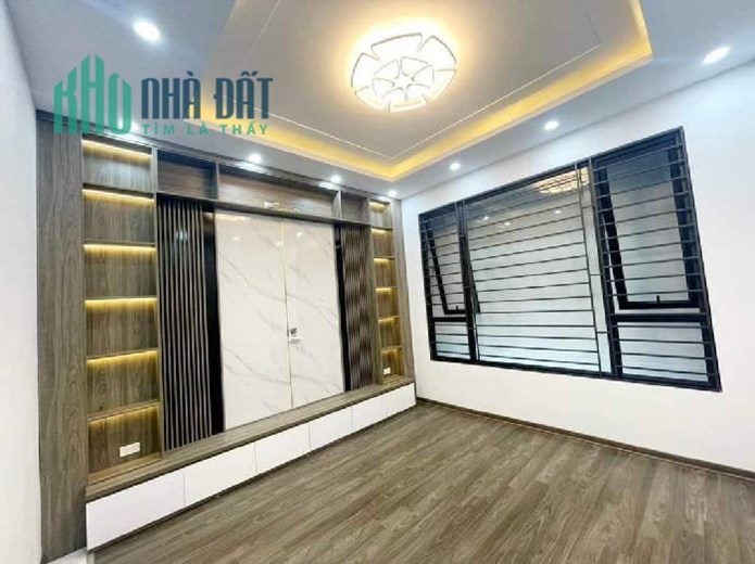 Chính chủ cần BÁN GẤP nhà Mỗ Lao Hà Đông - 44m 5tầng Mt4m - Phân lô ô tô đỗ cửa