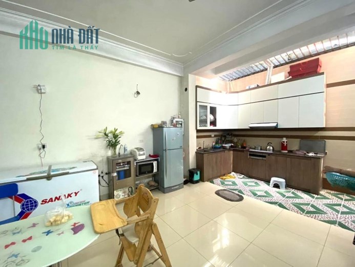 CỰC GẤP  Ô TÔ - KINH DOANH  - VÀO Ở LUÔN ĐẠI LA - HAI BÀ TRƯNG - CHỈ 6,5 TỶ.