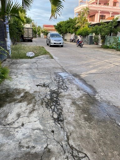 CHÍNH CHỦ CẦN BÁN ĐẤT TẶNG NHÀ 2 TẦNG