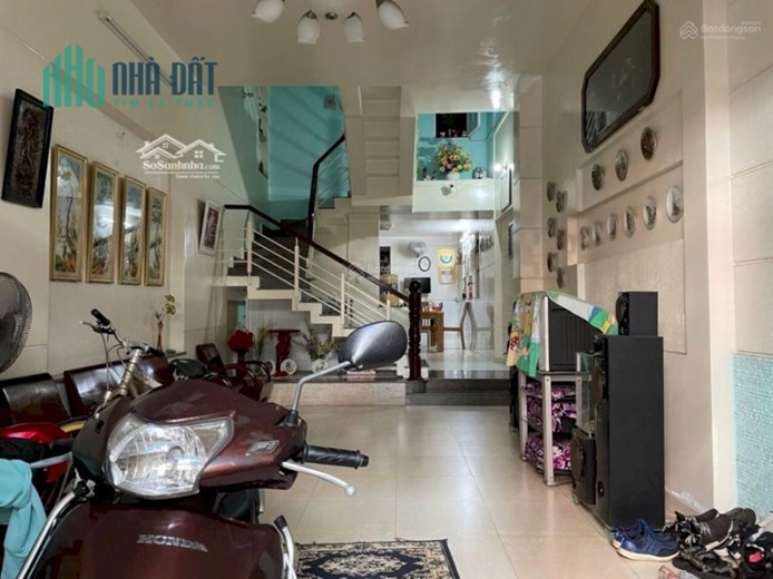 Cần bán Nhà đối diện Emart Phan Văn Trị, P5, Gò Vấp . DT 61m2 - chỉ 11,5 tỷ