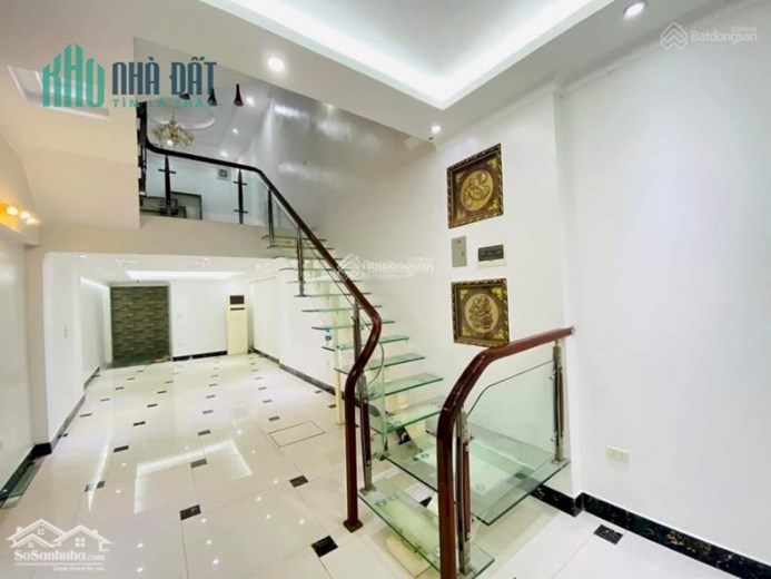 BÁN NHÀ PHỐ  Đặng Tiến Đông giá 16 tỷ, 85m2, MT 6m, căn góc