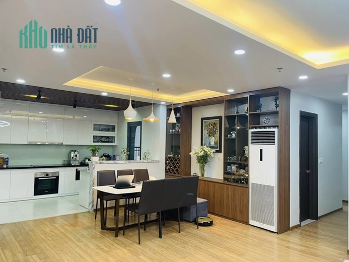 BÁN LẠI CĂN HỘ CAO CẤP NGOẠI GIAO ĐOÀN TÂY HỒ - Full Nội Thất- Giá 9.x Tỷ LH: 0937368286