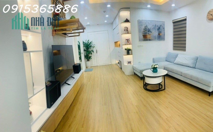 Chính chủ chuyển xuống liền kề nên cần bán căn hộ full nội thất xịn tòa CT1a Nam Đô, Trương Định