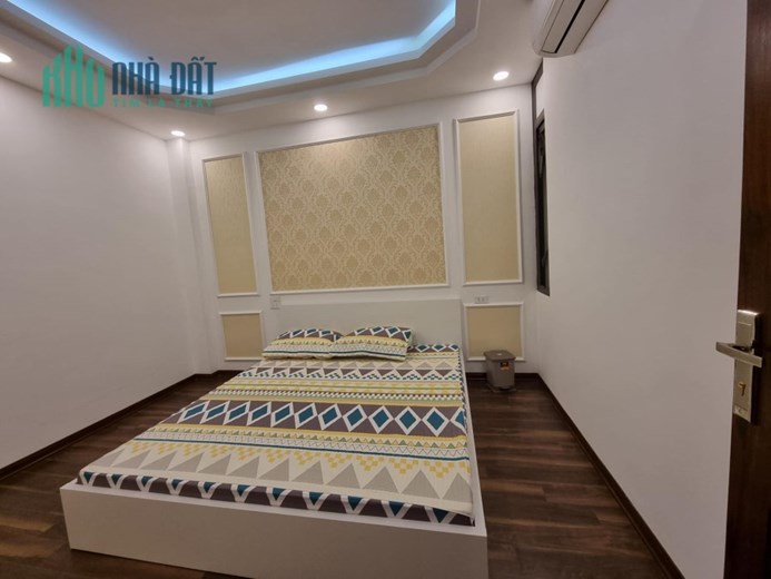BÁN GẤP NHÀ NGUYỄN THỊ ĐỊNH, CẦU GIẤY  70M, 8T, MT 5M, Ô TÔ TRÁNH, KINH DOANH, 20 TỶ