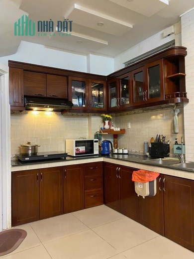Chính chủ cho thuê nhà mặt tiền Nguyễn Đình Chiểu P4 Phú Nhuận
