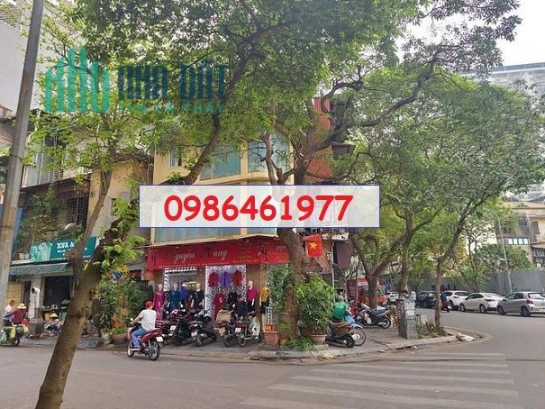 Chính chủ Cho cả nhà 4T căn góc ngã 3 Hoà Mã - Lê Ngọc Hân, Hai Bà Trưng, 32tr/th; 0986461977