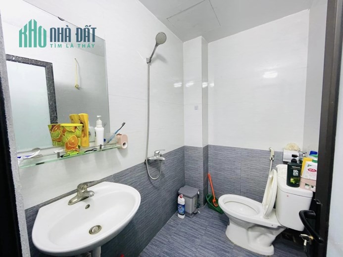Bán nhà Minh khai ngõ nông, thẳng tắp ra phố, DT37m2, giá 3.4 tỷ.