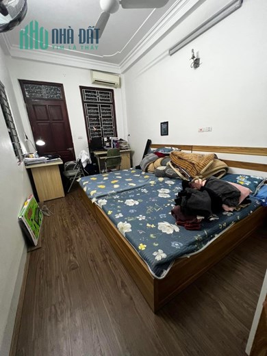 Bán nhà Hoàng Mai, ngõ phân lô, ô tô gần, thông tứ tung, DT36m2, chỉ 3.6 tỷ.