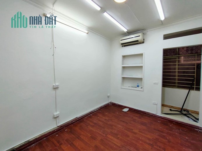 Bán nhanh căn Thịnh Quang, Đống Đa hơn 2,3 Tỷ mặt tiền 4.3m(Nhanh Thì Còn)