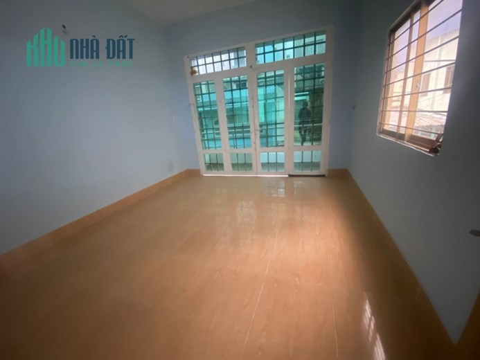 Bán nhà Kinh Dương Vương Quận 6 70m2 2 tầng nhỉnh 5 tỷ.