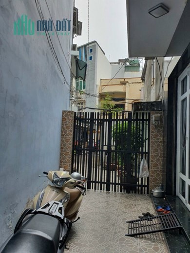 Bán NHÀ RẺ Đẹp Tôn Đản Ngang 4 nở hậu tài lộc 6mx 14 m- 3 tấm Giảm 2,5 tỷ