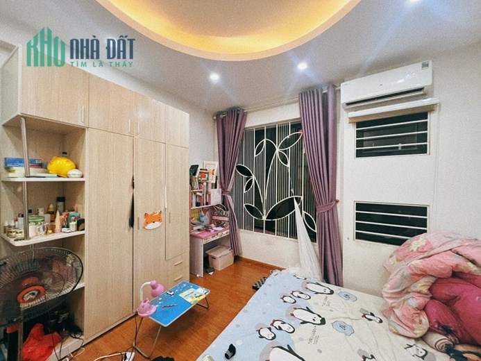 Trung Kính nhà đẹp dân xây, ô tô, 9 ngủ, KD, VP, CCMN, 42m2 giá nhỉnh 6 tỷ