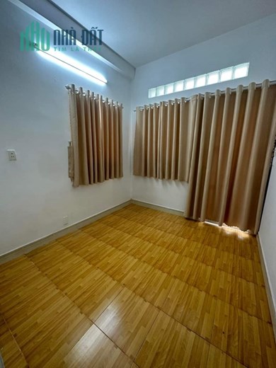 Nhà Q3, Hai Bà Trưng, 3 tầng, vị trí giáp quận 1, Phú Nhuận, Bình Thạnh, nhỉnh 3 tỷ