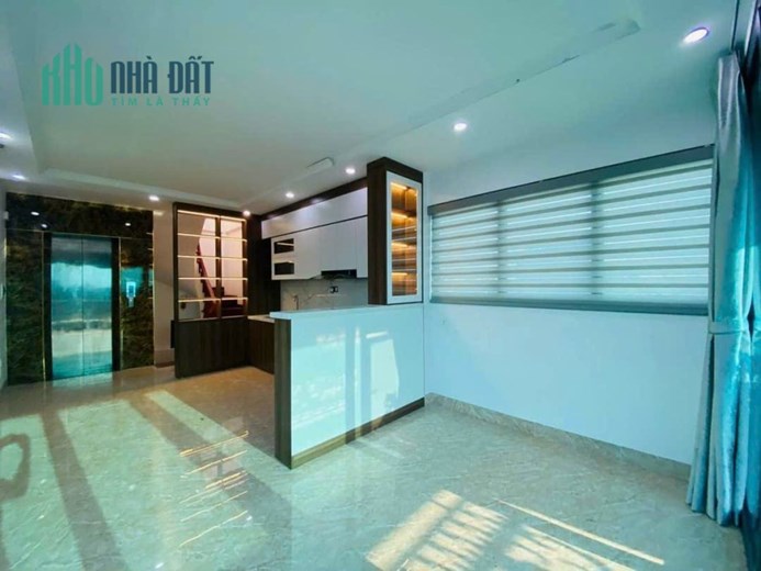 BÁN NHÀ 6 TẦNG THANG MÁY NGỌC THUỴ DÂN XÂY ĐẦY ĐỦ NỘI THẤT NGÕ Ô TÔ 7 CHỖ 7.15 TY