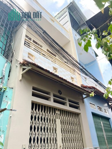 Bán nhà 2 tầng hẻm 125 Nguyễn Thị Tần P2Q8 - Giá : 4.5 Tỷ