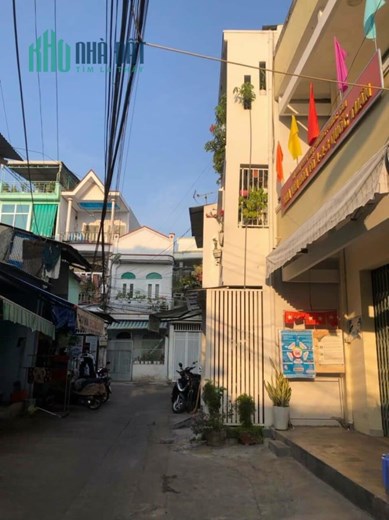Bán nhà phố 3 tầng hẻm ô tô Quốc Tuấn, Phước Tân - Nha Trang