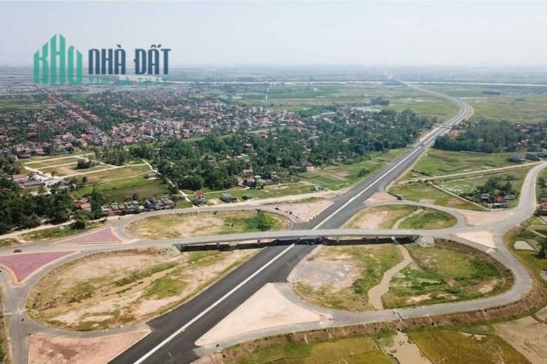 Bán đất 180m2 khu 10 - Hàng xóm Vincom Halongxanh giá đầu tư. Lh:0909711000