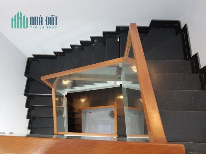 NHÀ CHÍNH CHỦ Vị Trí ĐẸP- GIÁ SIÊU ĐẦU TƯ tại quận 12, TPHCM
