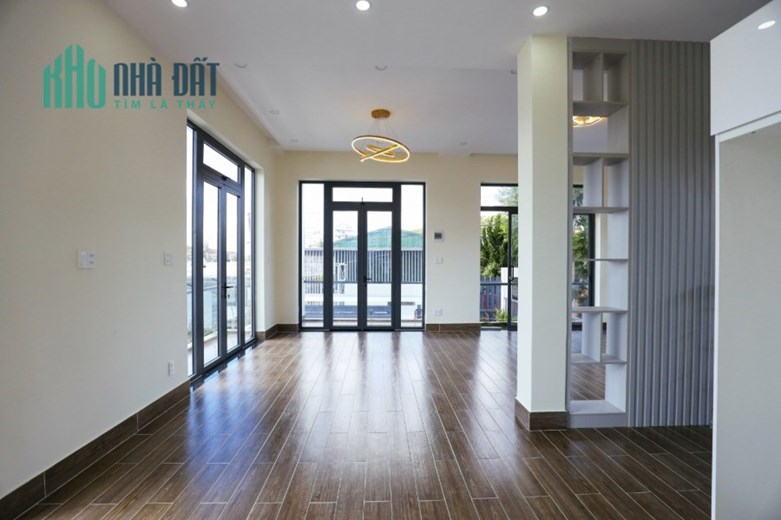 Bán villa 173m2 Sổ riêng xây dựng tại Đ. Xô Viết Nghệ Tĩnh, Phường 7, Đà Lạt