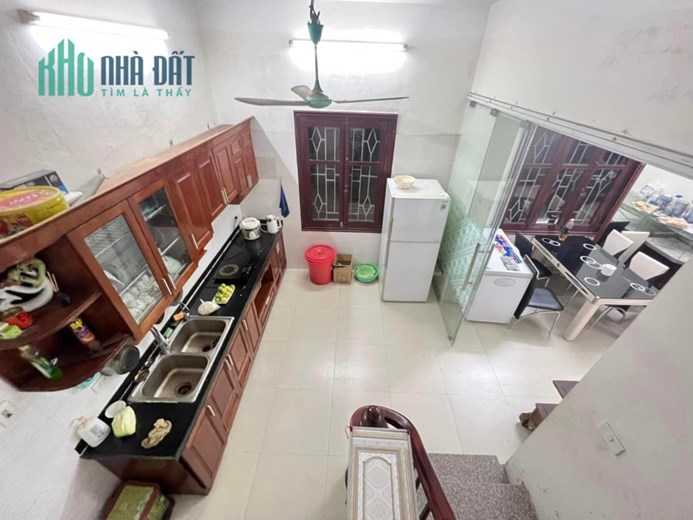 biệt thự 3 tầng cũ Đại Cồ Việt-Hai Bà Trưng, 200m, mặt tiền 12m, ôtô tránh, full thổ cư