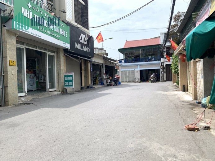 Đất 100m2 kinh doanh mặt đường Văn Đức Giai - Hưng Bình