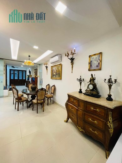 Bán nhà ngõ 93 Hoàng Văn Thái, Thanh Xuân 110m, 5 tầng, mt 5m. Giá: 16 tỷ