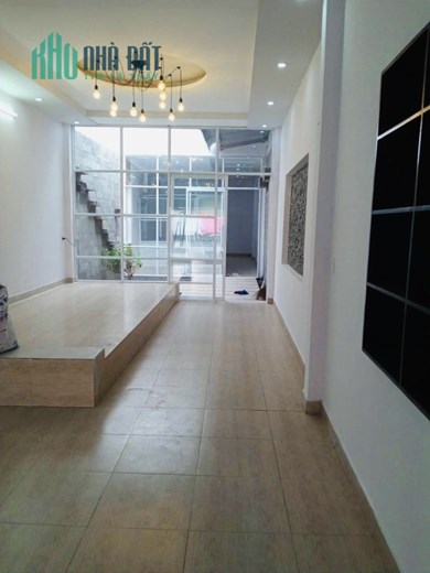Ngộp bán gấp nhà mặt tiền đường Lê Thị Riêng , 114m2 phuờng Thới An , quận 12 , giá tốt 