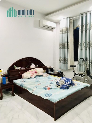 Gấp bán nhà đường Nguyễn Văn Đậu Bình Thạnh ,61m2 chỉ nhỉnh 4T .