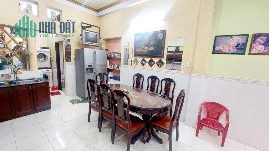 Bán nhà Tô Hiệu-hẻm 8m thông ngay chợ-cạnh chung cư NOVA-4PN+nội thất siêu đẹp-kinh doanh tốt
