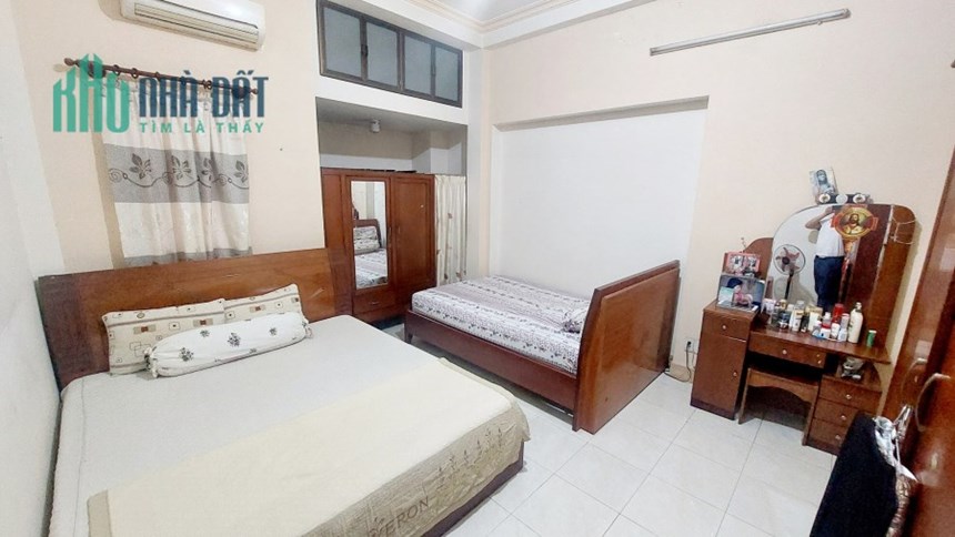 Bán nhà Tô Hiệu-hẻm 8m thông ngay chợ-cạnh chung cư NOVA-4PN+nội thất siêu đẹp-kinh doanh tốt