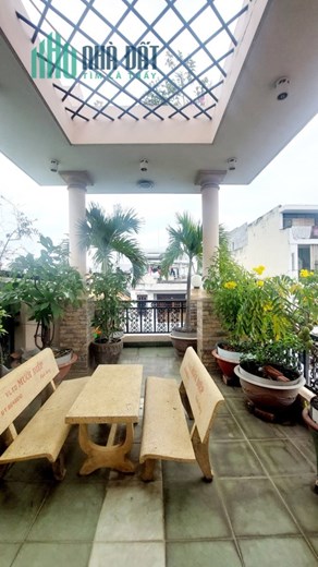 Bán nhà Tô Hiệu-hẻm 8m thông ngay chợ-cạnh chung cư NOVA-4PN+nội thất siêu đẹp-kinh doanh tốt