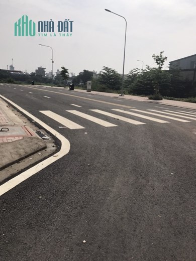đất khu dân cư làng sen giảm 500 triệu còn 850 triệu/100m2, full thổ cư