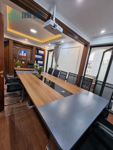 BÁN NHÀ MẶT PHỐ HOÀNG QUỐC VIỆT- 8 TẦNG- THÔNG SÀN- THANG MÁY- KD- 90M