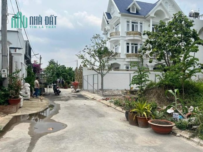 Bán gấp 168m2 đất thổ cư Vườn Lài,An Phú Đông,quận 12 giá Lỗ 1 tỷ công chứng ngay
