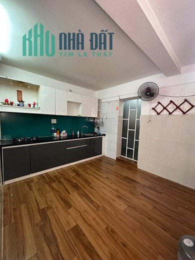 Cần bán căn nhà đầy đủ tiện nghi kiệt hoàng diệu thông nguyễn hoàng.