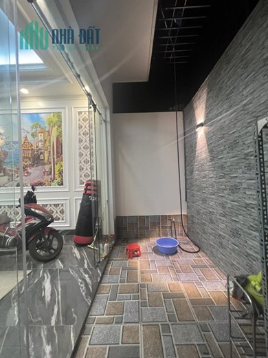 Bán căn nhà 74m2 phố Âu Cơ, Tây Hồ Gara Ô tô Thoáng vĩnh viễn Kinh doanh bất chấp 9.2 Tỷ