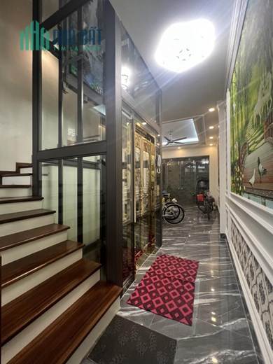 Bán nhà 76m2 phố Âu Cơ, Tây Hồ Gara Ô tô tránh Vỉa hè rộng Kinh doanh đa dạng 9.1 Tỷ