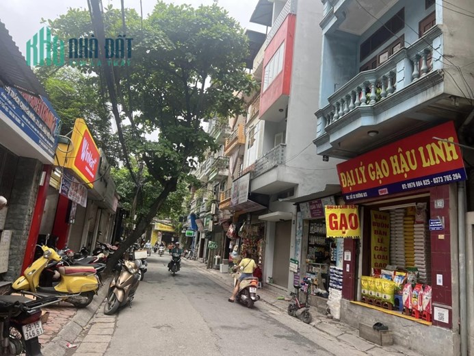 Nhà  phố 8-3 Hai Bà Trưng 81m2*5 Tầng giá 8.8 Tỷ