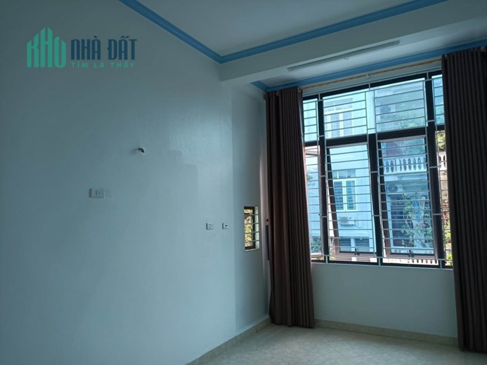 Bán nhà 2 tâng mới xây trung tâm phường Trường Thi